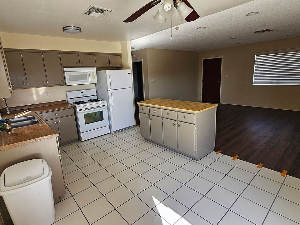 1st image of 73555 Cedar Dr
