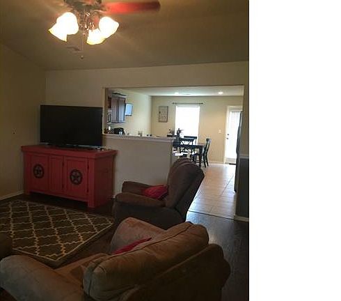 5th image of 11088 N 117th Ave E