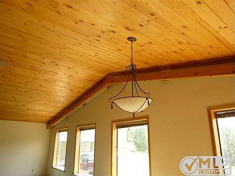 BEAUTFUL WOOD CEILING