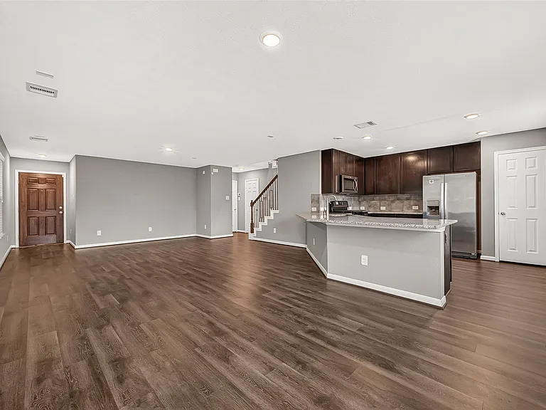 8932 Hollister Commons Ln — Photo 11