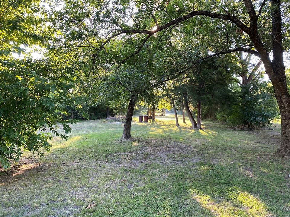 2nd image of 1308 N Cedar St Lot 3