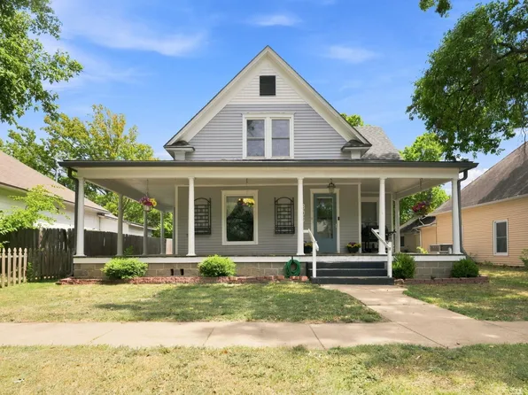 805 N C St, Wellington, KS 67152
