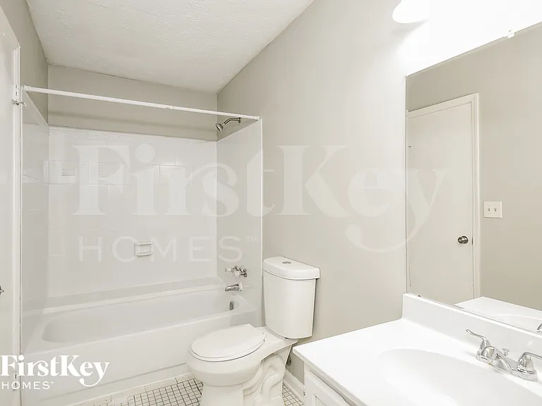 1340 Teaberry Cir — Photo 16