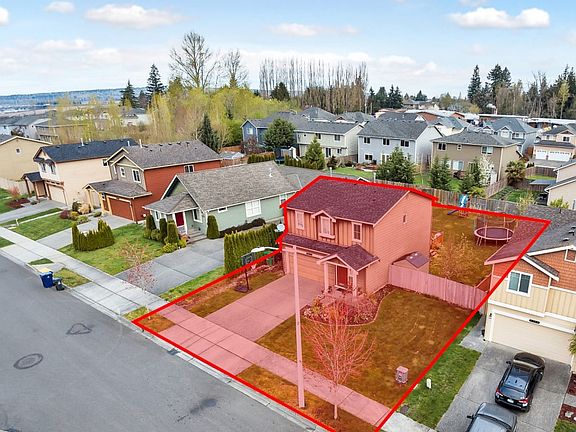 4th image of 6517 35th St NE
