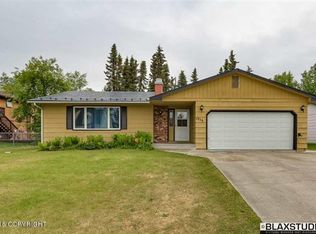 1715 Roosevelt St, Fairbanks, AK 99709