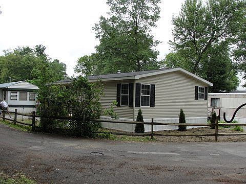 4th image of 335 Jefferson St Lot D14