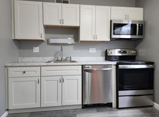 729 Thompson Dr #2F, Florissant, MO 63031
