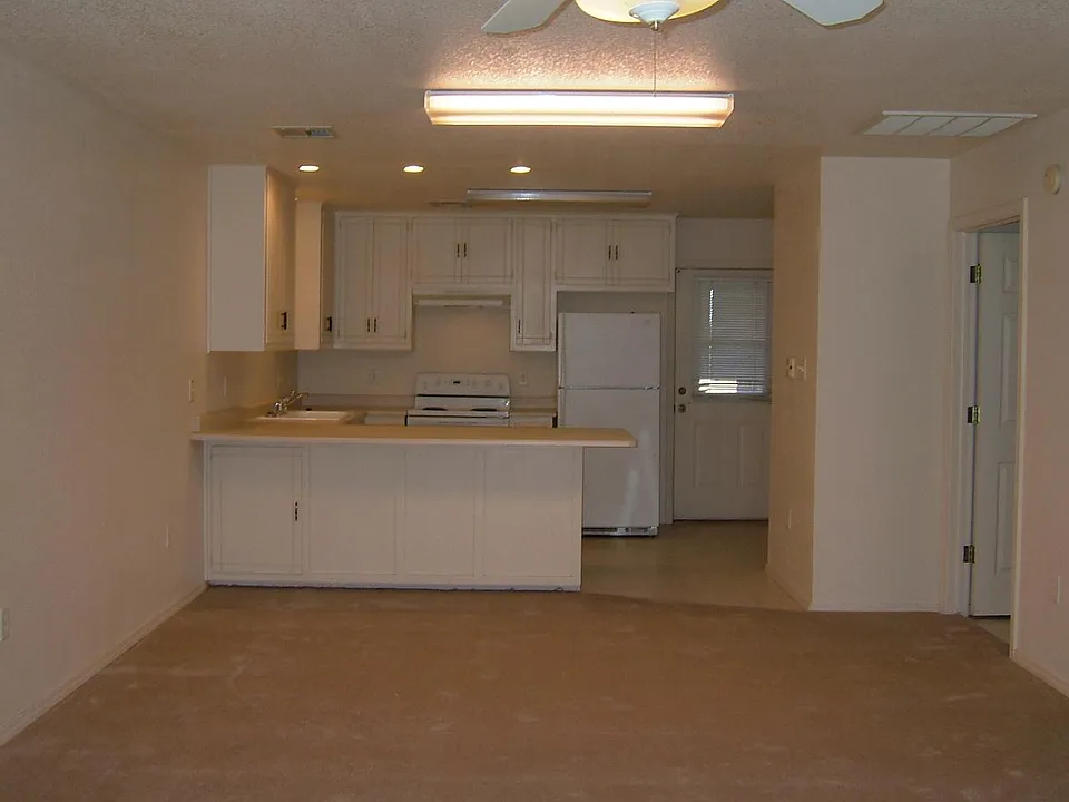 Dining / Kitchen