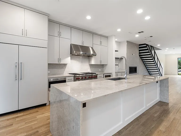 3526 Asbury St — Photo 33