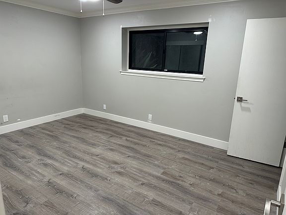3rd image of 7747 Twin Oaks Ave