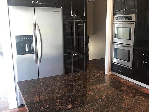 5th image of 2094 43rd Ave S