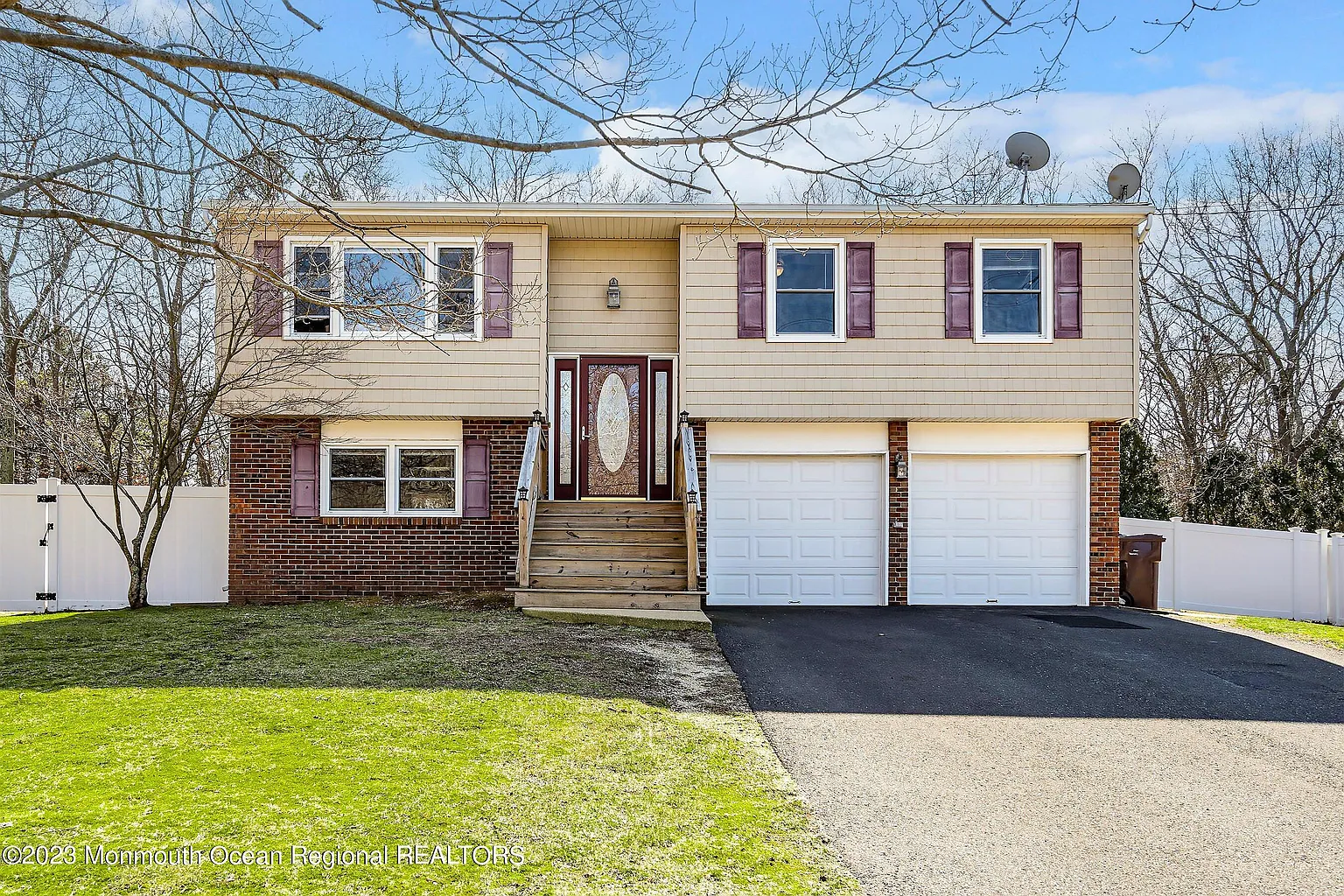 88 Sylvan Lake Boulevard photo 1