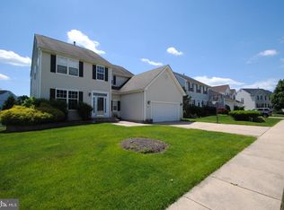 46 Whitford Dr, Burlington, NJ 08016