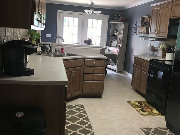 5th image of 4115 Liberty Point