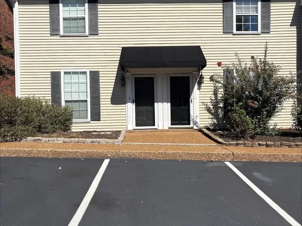 200 Royal Oaks Blvd APT J1, Franklin, TN 37067