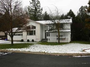 925 E Pinecone Ct, Spokane, WA 99208
