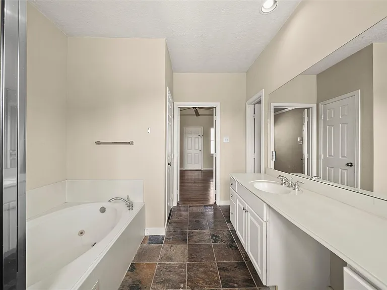 1331 W 21st St #B — Photo 20