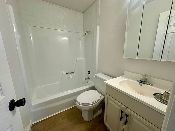 3rd image of 3509 S West Ave #4
