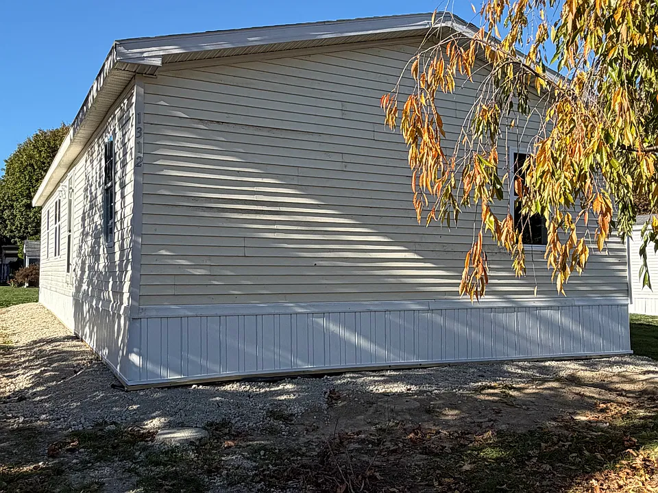 300 Jessie Lee Dr