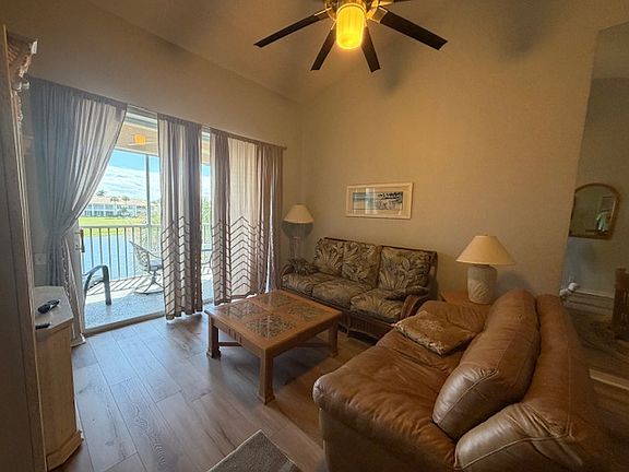 4th image of 16471 Millstone Cir #1303