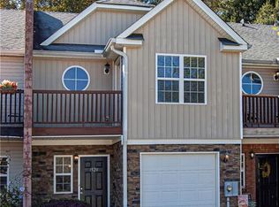 1528 Box Cir, Winder, GA 30680