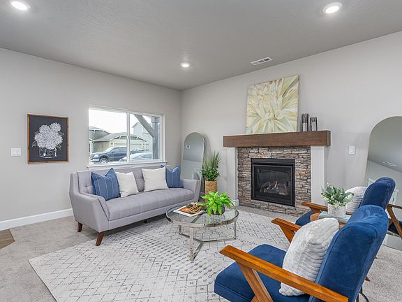 4th image of 21166 SE Golden Market Ln Lot 30