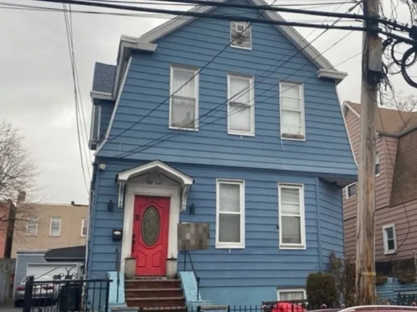 424 66th St #3, West New York, NJ 07093