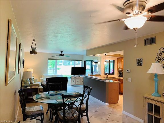 2nd image of 5890 Trailwinds Dr APT 514
