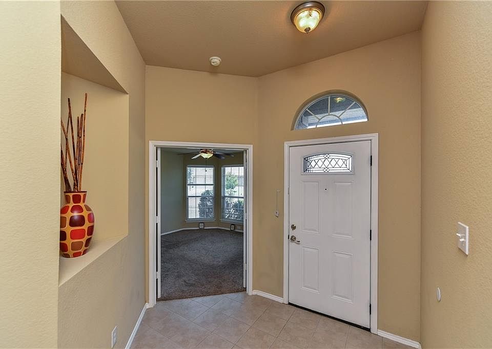 1st image of 2807 Hospital Blvd