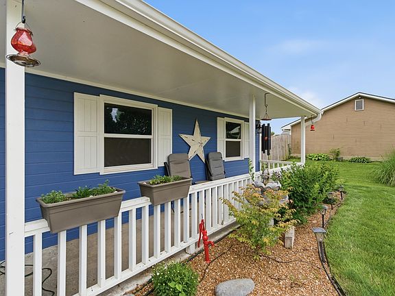 5th image of 2404 Raspberry Cir
