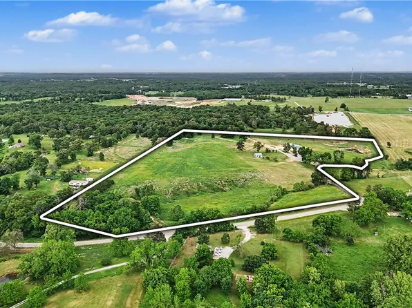 14410 & 14430 W Highway 102, Gravette, AR 72736