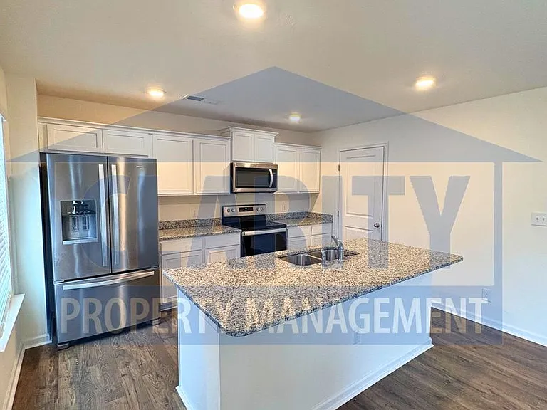 187 Lindsell Rd — Photo 11