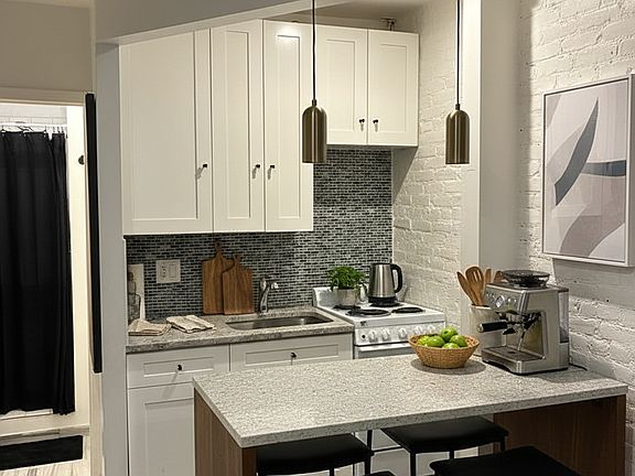 2nd image of 344 E 61st St APT 3