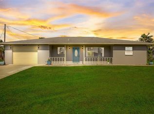 1917 Greenlawn Dr, Englewood, FL 34223