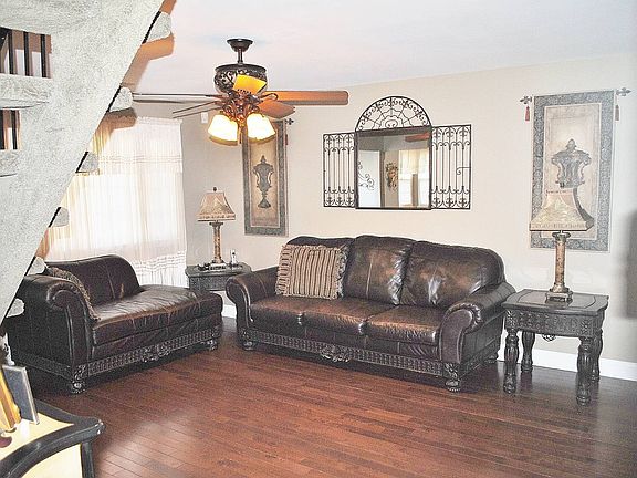 3rd image of 278 Ashworth Ave