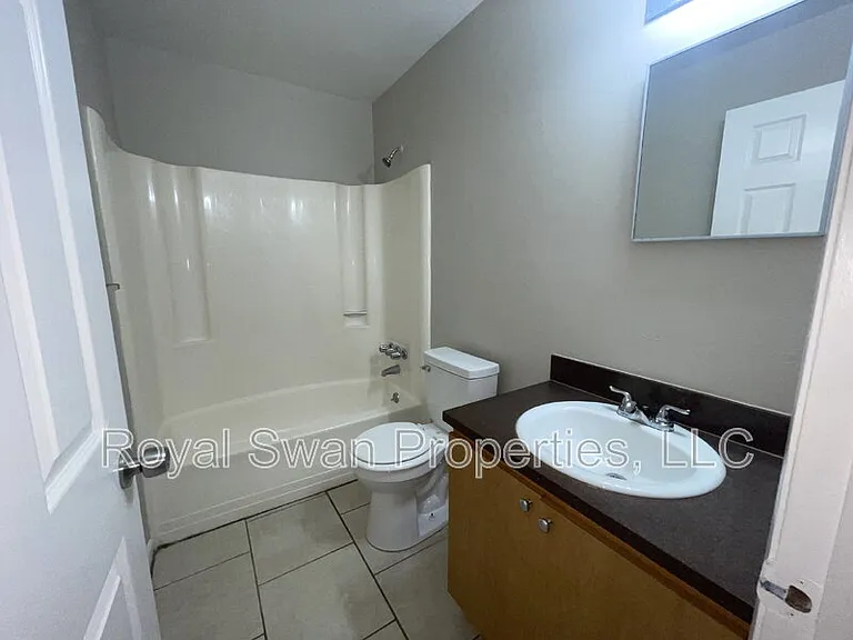 124 Rebecca Ln — Photo 13