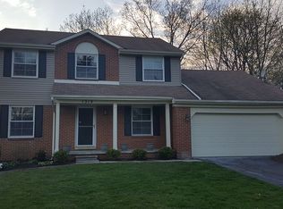 1319 Chanticlair Cir, Wixom, MI 48393