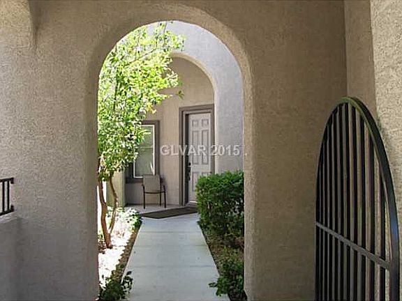2nd image of 12041 Contorno Vista Ct