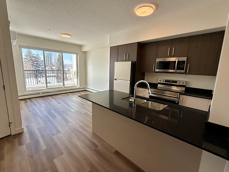 1400 27th St SW — Photo 120