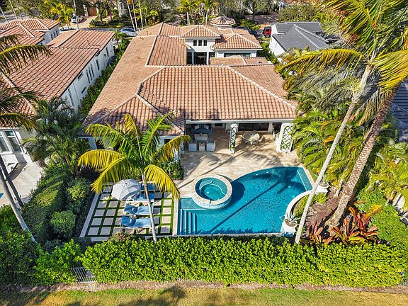 4th image of 11304 Caladium Lane