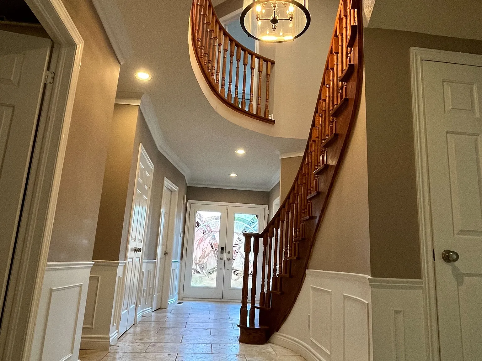 4 bed, $6,600 — Photo 4