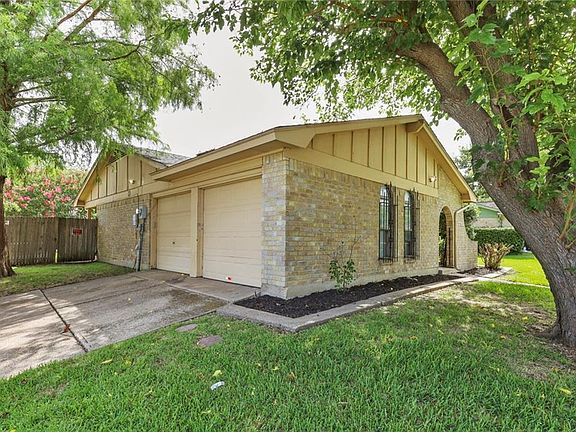 2nd image of 401 Cavendish Dr