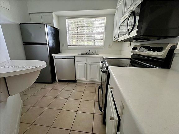 3rd image of 2421 NW 96th Ter #20N