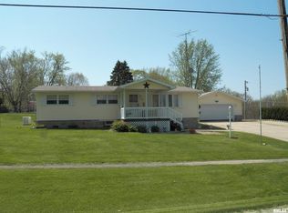 242 W Coal St, Wataga, IL 61488