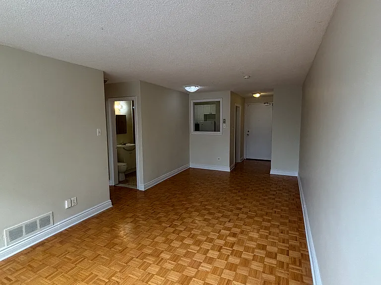 286 Wilbrod St — Photo 9