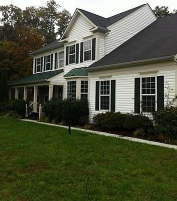 2nd image of 43230 Meadowood Ct