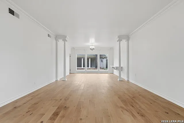 484 E Olmos Dr — Photo 5