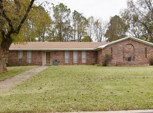 1004 Coolidge St, Tupelo, MS 38801