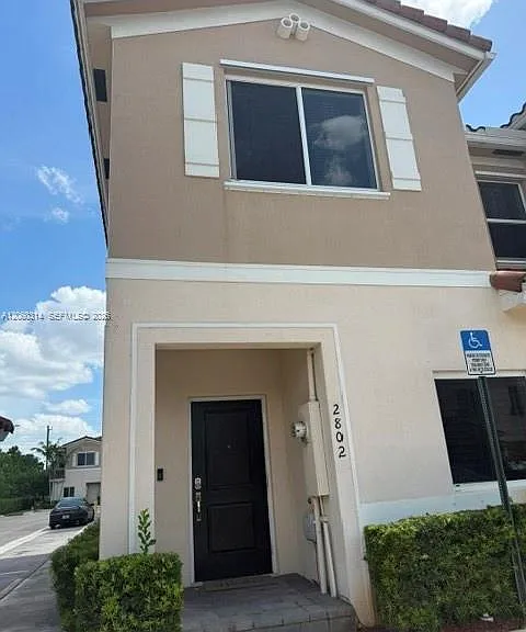 2802 NW 181st St — Photo 1