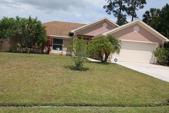 1st image of 3663 SW Ballweg St